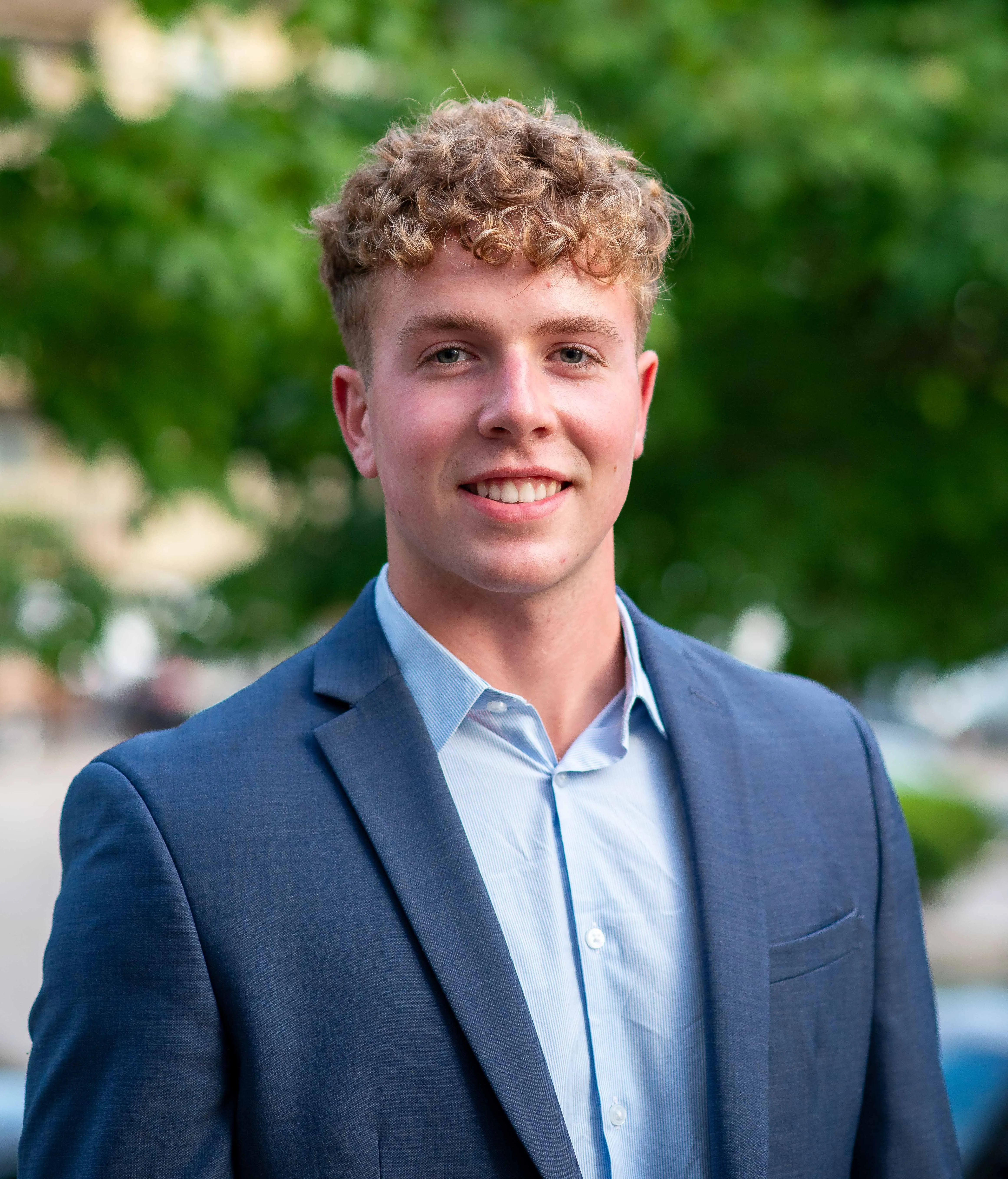 Natural light male portrait photography by Chicago Photographer Thomas McClure in West Lafayette Indiana